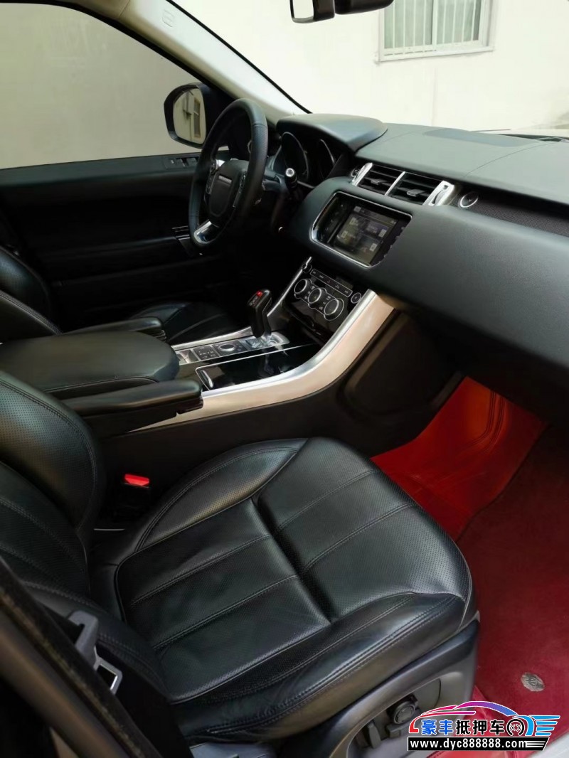 16年路虎揽胜运动轿车抵押车出售