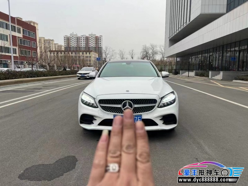 20年奔驰C轿车抵押车出售