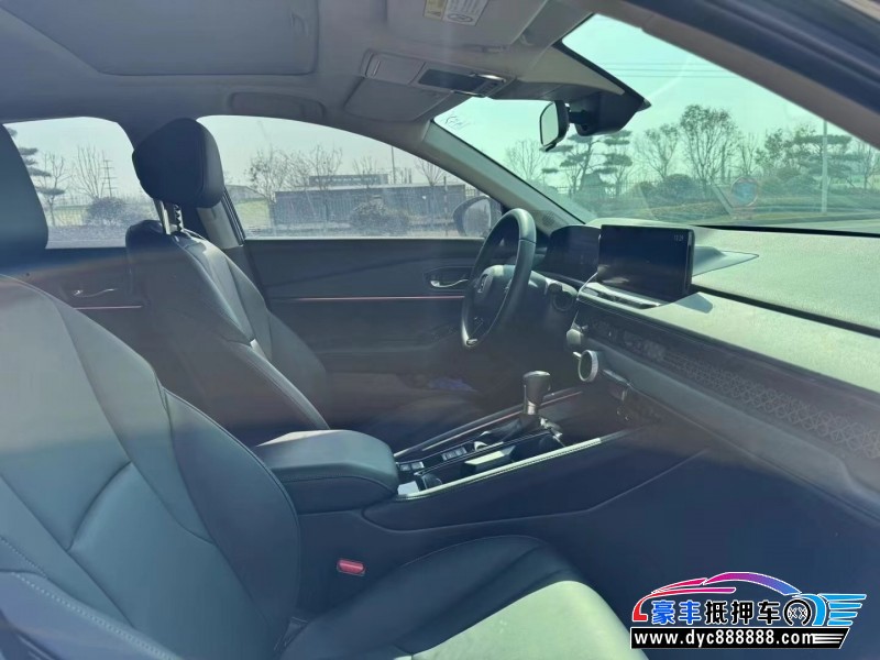 23年本田雅阁轿车抵押车出售