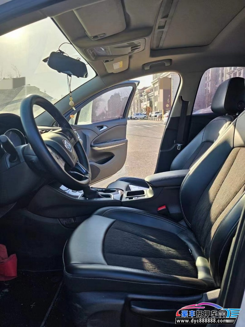 19年别克威朗轿车抵押车出售