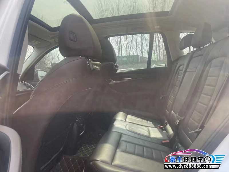 19年宝马X3轿车抵押车出售