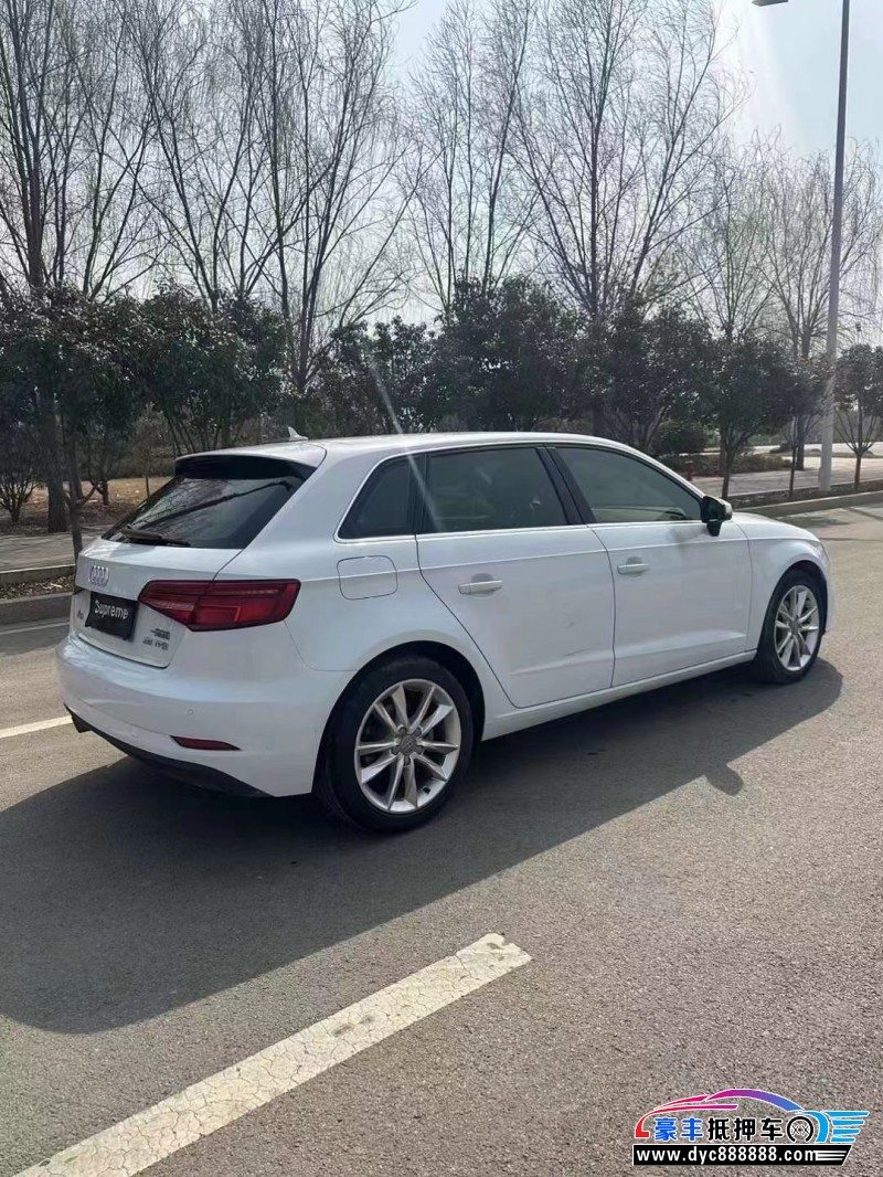 18年奥迪A3轿车抵押车出售