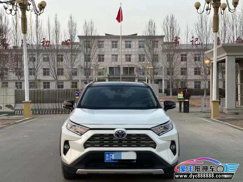 21年丰田RAV4轿车抵押车出售