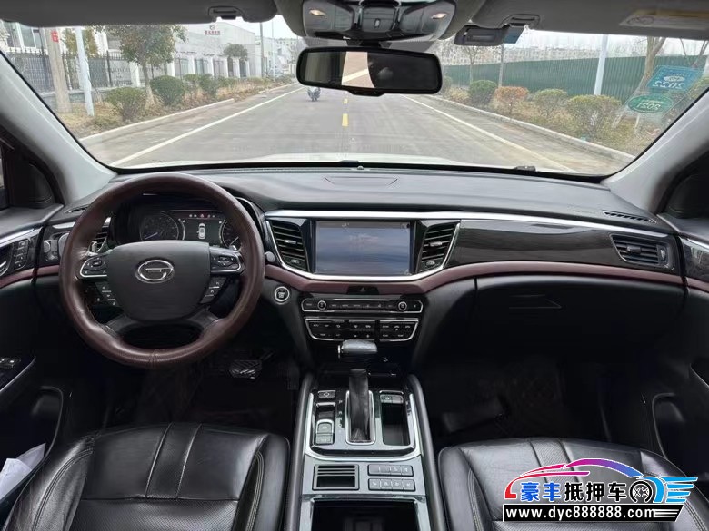 18年传祺GS8轿车抵押车出售