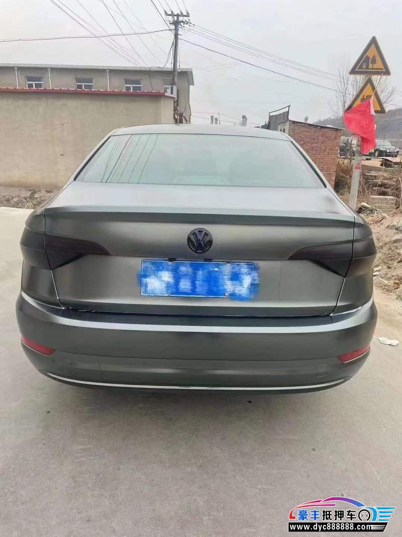 19年大众速腾轿车抵押车出售