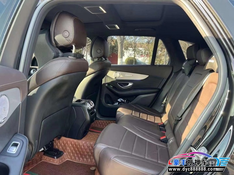 21年奔驰GLC轿车抵押车出售