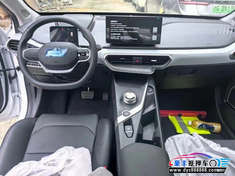 24年吉利几何轿车抵押车出售