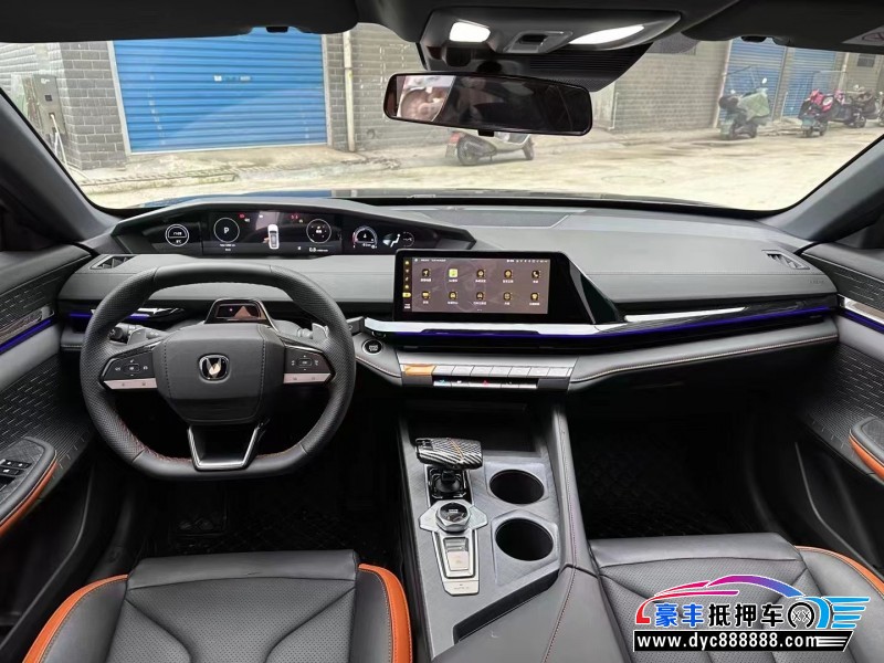 23年长安长安UNI轿车抵押车出售