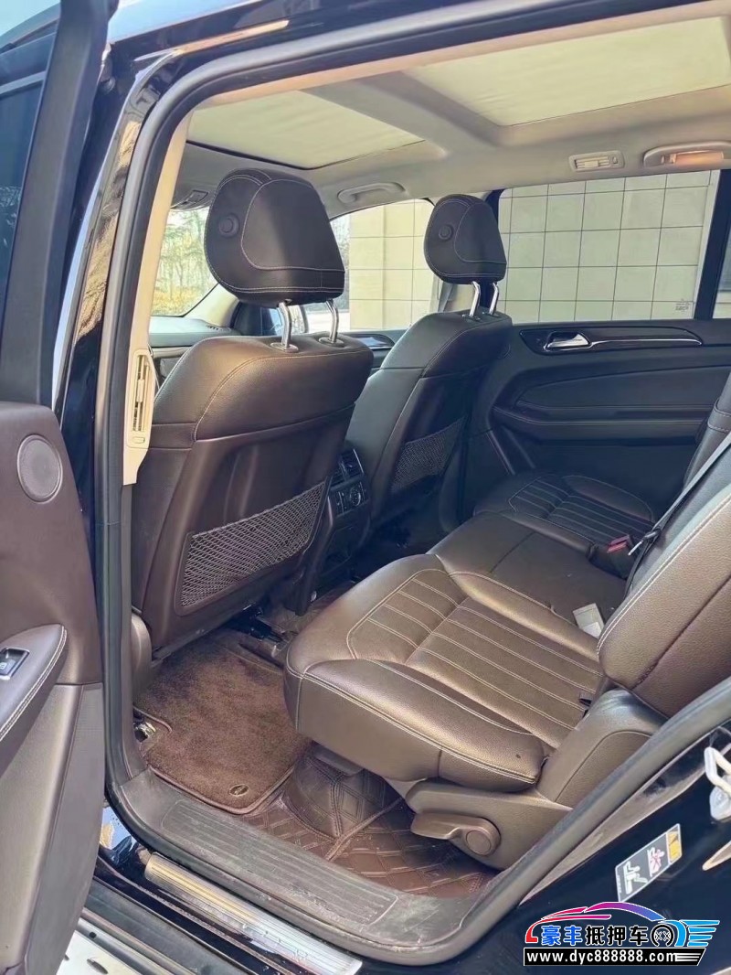 17年奔驰GLS轿车抵押车出售