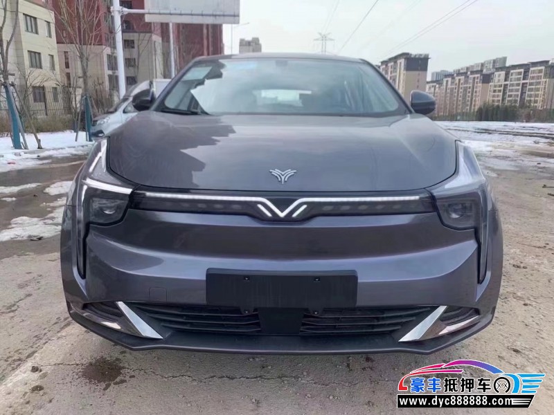 24年哪吒U轿车抵押车出售