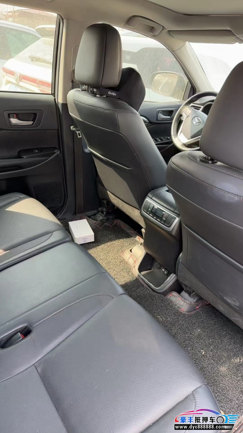 22年丰田汉兰达SUV抵押车出售