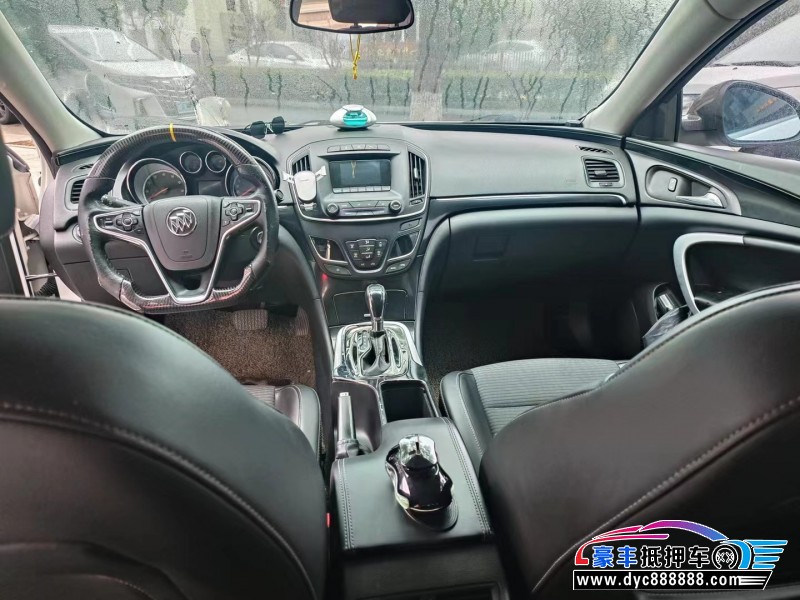 15年别克君威轿车抵押车出售