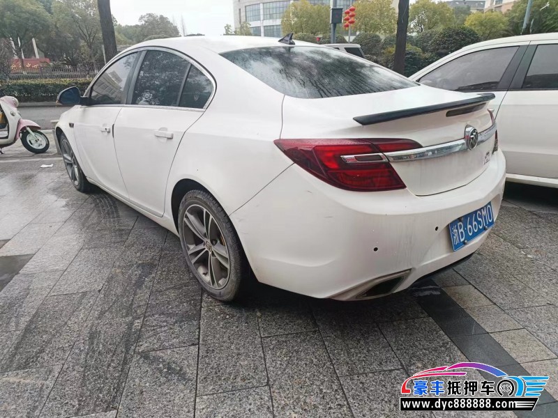 15年别克君威轿车抵押车出售