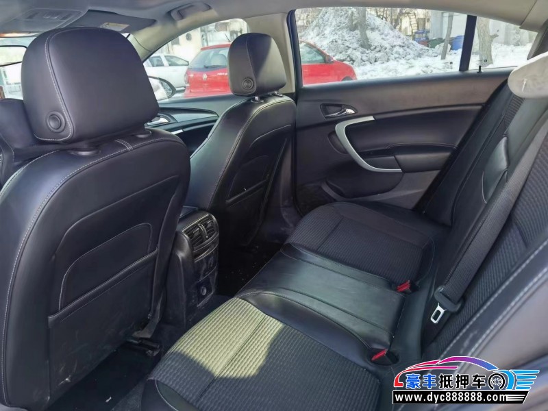 15年别克君威轿车抵押车出售