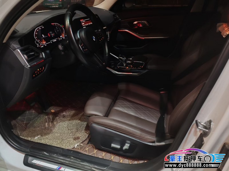 21年宝马3系轿车抵押车出售