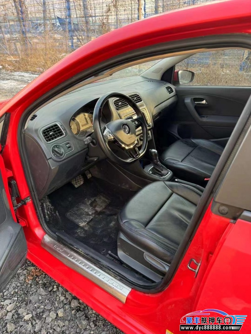 16年大众polo轿车抵押车出售