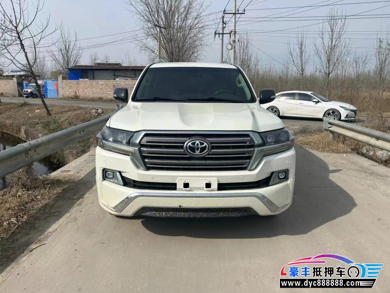 16年丰田兰德酷路泽（陆巡）轿车抵押车出售