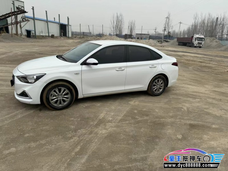 19年现代悦动轿车抵押车出售