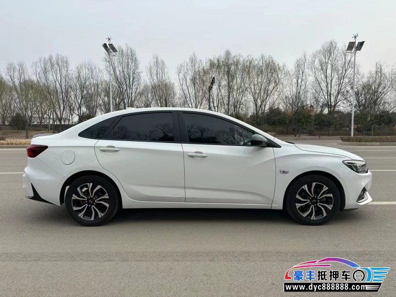 20年雪佛兰科鲁泽轿车抵押车出售