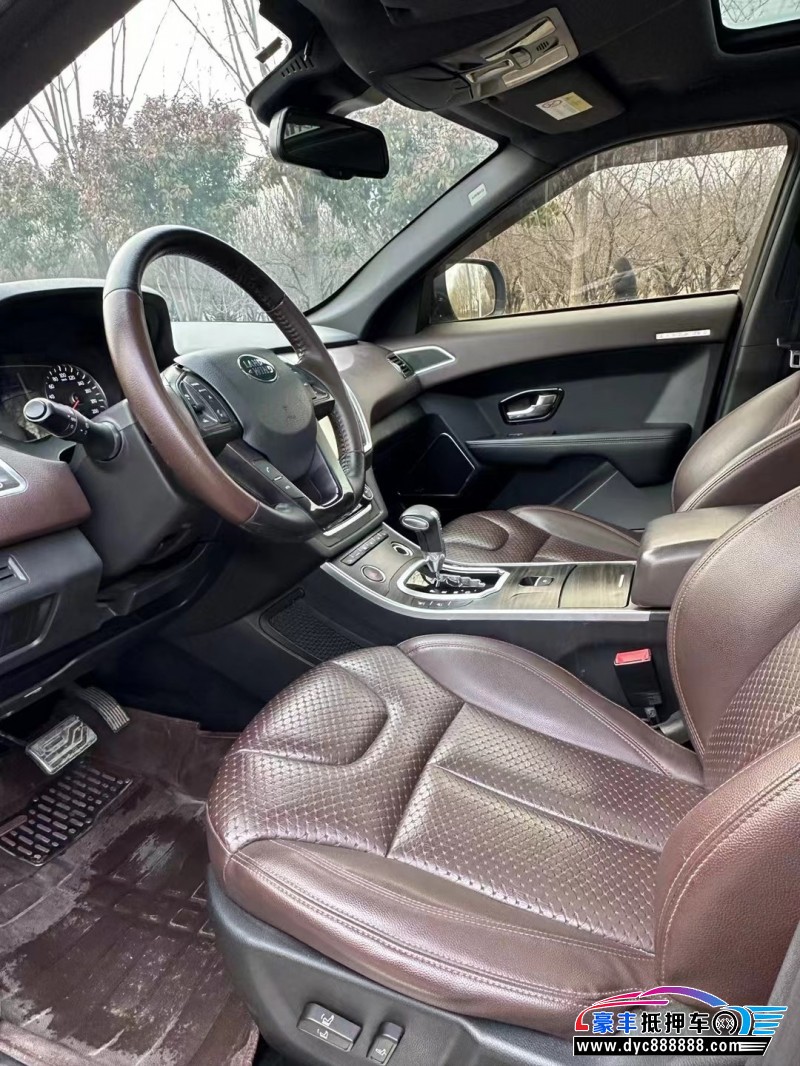 17年陆风X7轿车抵押车出售