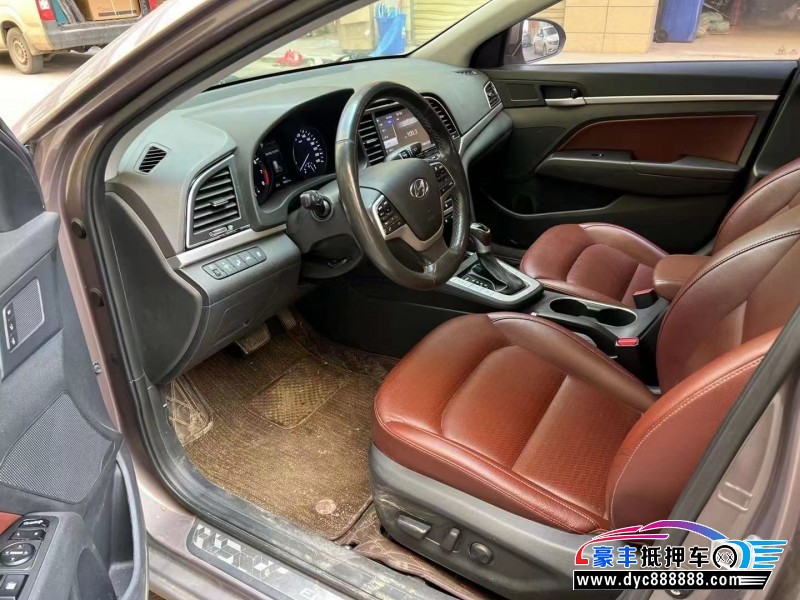 19年现代领动轿车抵押车出售