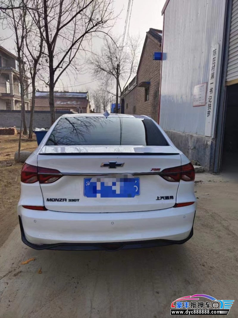 20年雪佛兰科鲁泽轿车抵押车出售