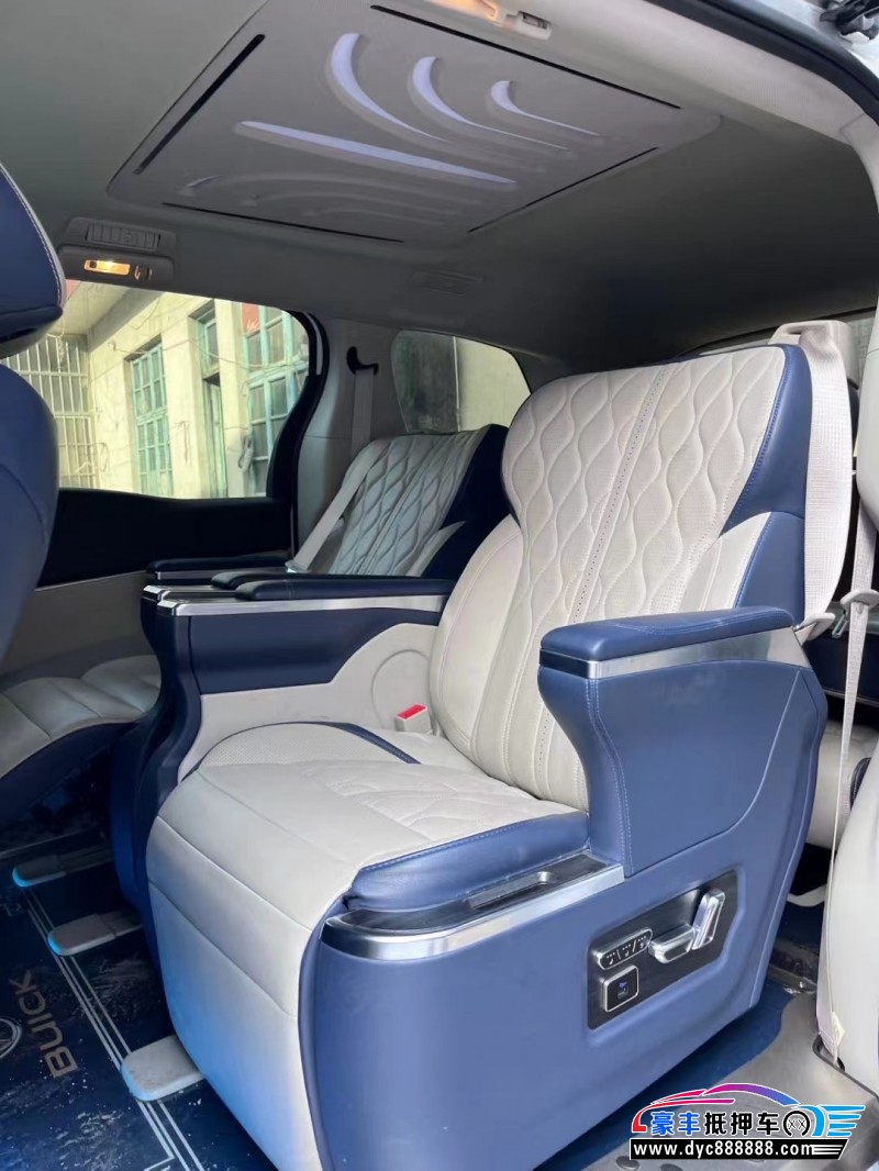 20年别克GL8轿车抵押车出售