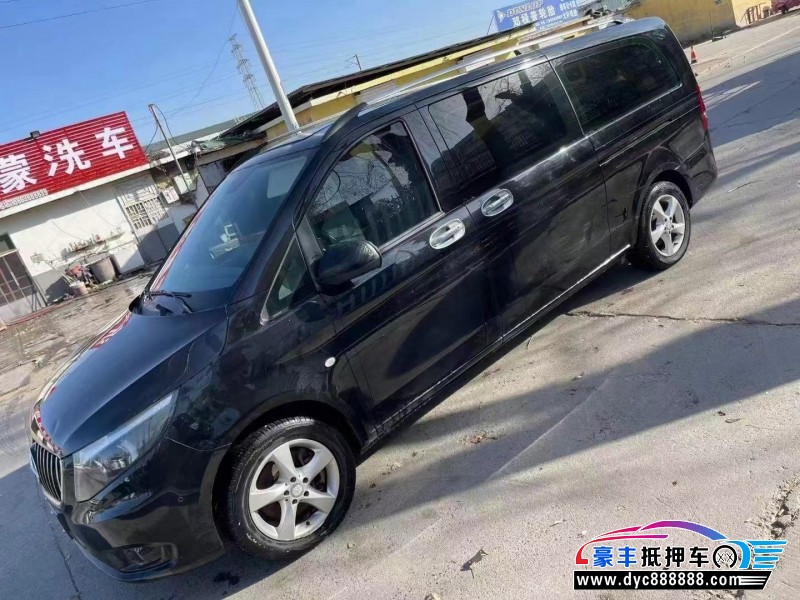 17年奔驰威霆轿车抵押车出售