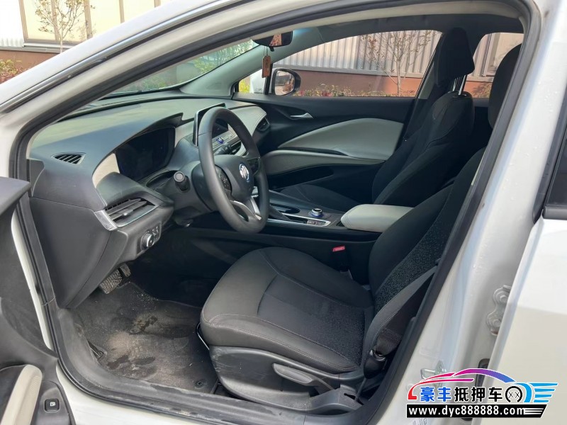 23年别克微蓝轿车抵押车出售