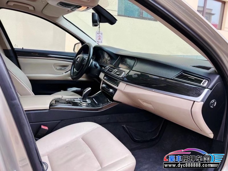 10年宝马5系轿车抵押车出售