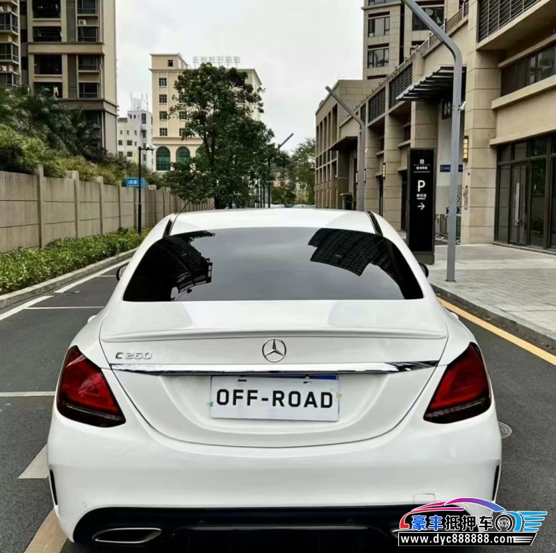 20年奔驰C轿车抵押车出售