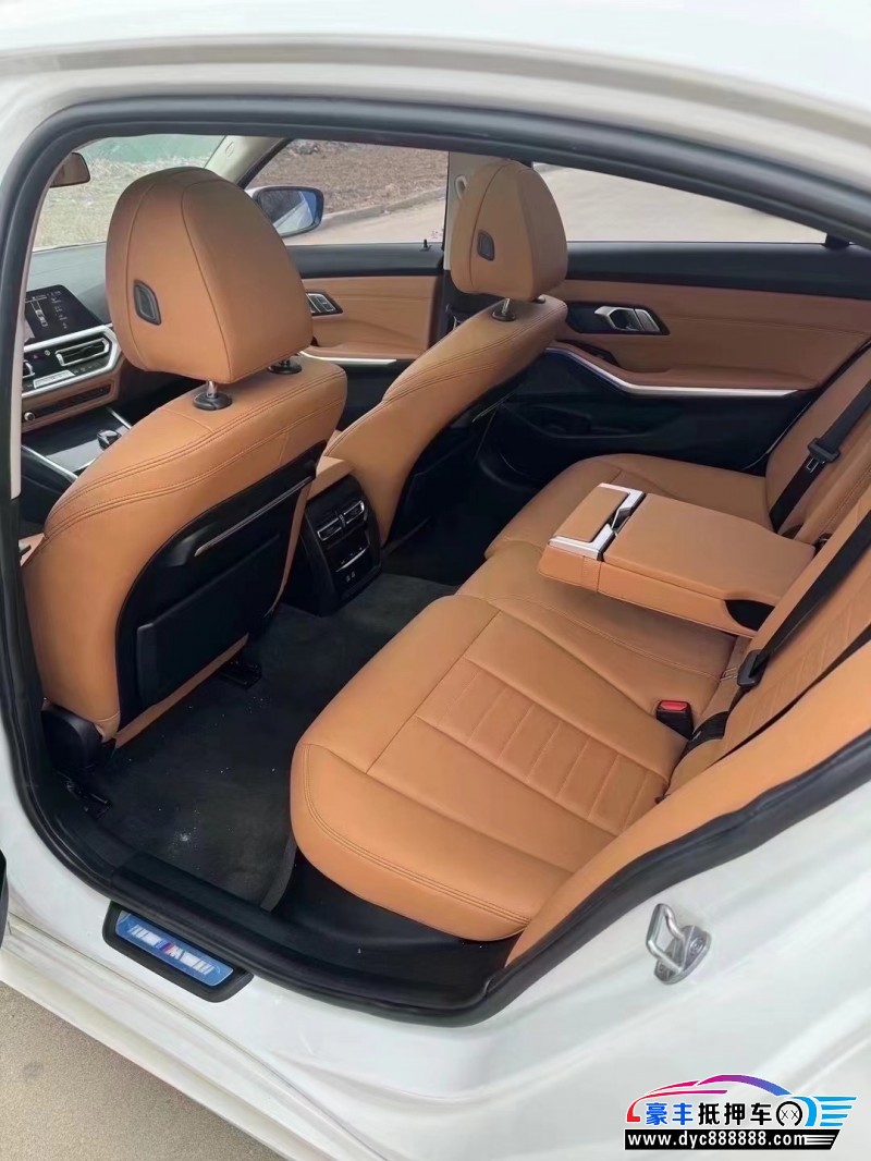 19年宝马3系轿车抵押车出售