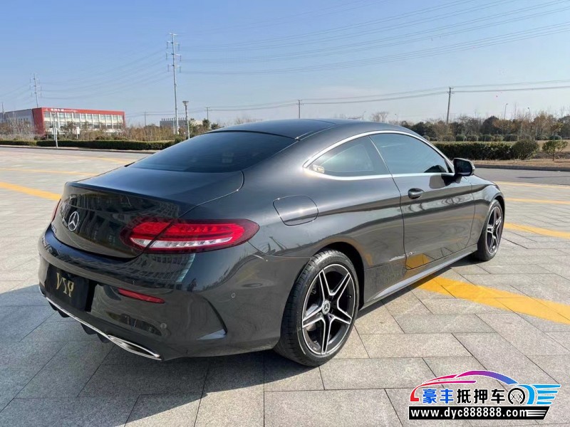 21年奔驰C轿车抵押车出售