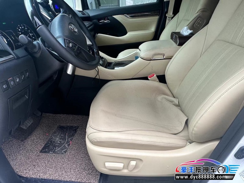 23年丰田埃尔法轿车抵押车出售