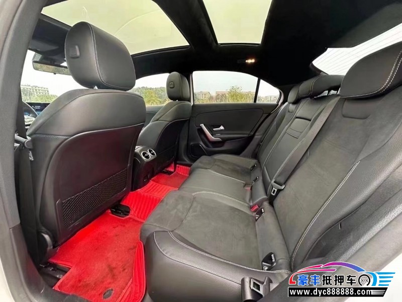 20年奔驰C轿车抵押车出售