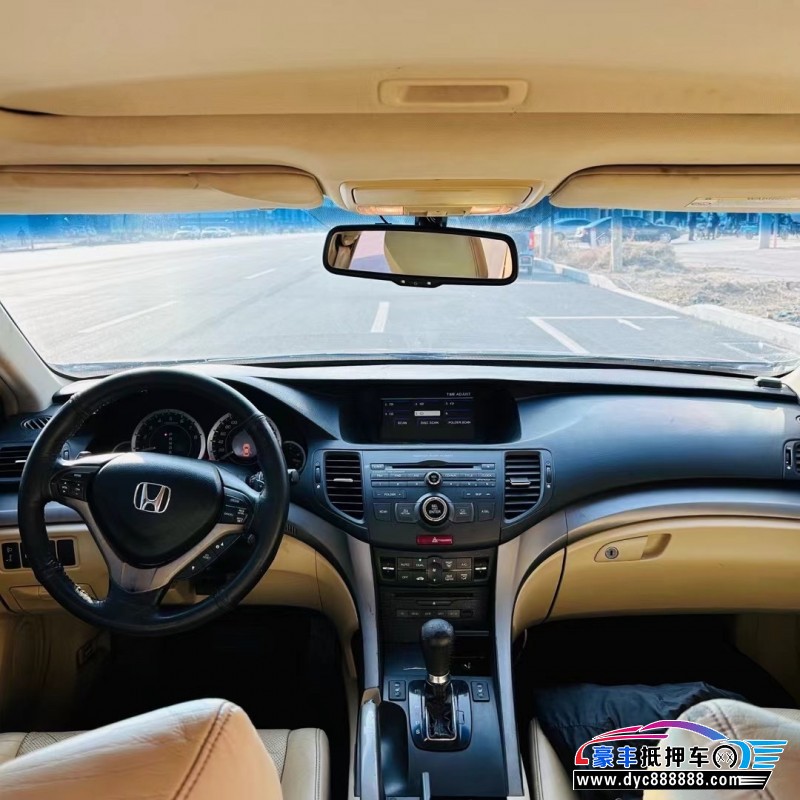 12年本田思铂睿轿车抵押车出售