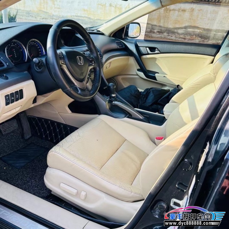12年本田思铂睿轿车抵押车出售