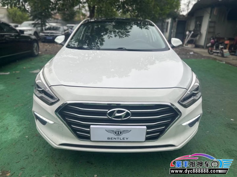 17年现代名图轿车抵押车出售