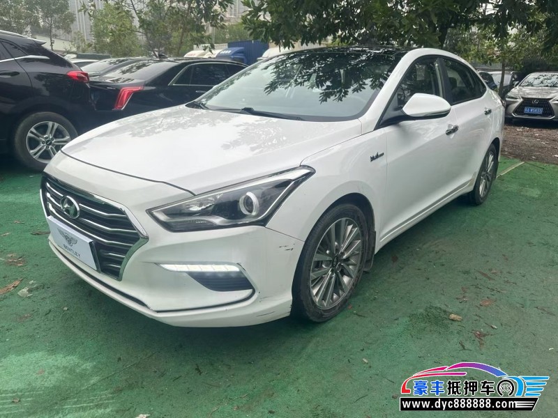 17年现代名图轿车抵押车出售