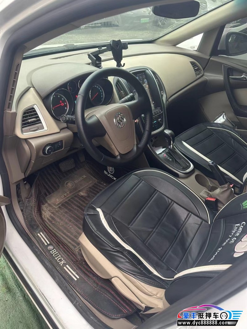 14年别克英朗轿车抵押车出售