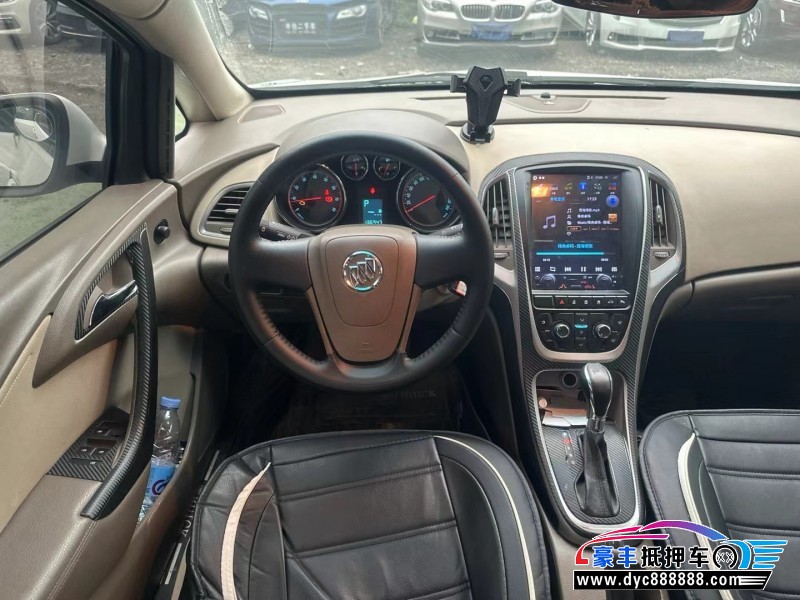 14年别克英朗轿车抵押车出售