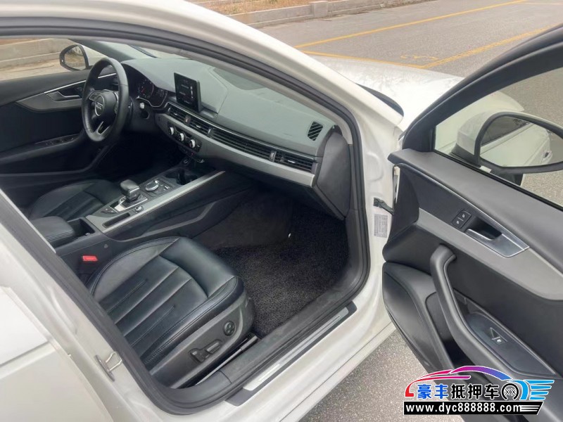 19年奥迪A4L轿车抵押车出售