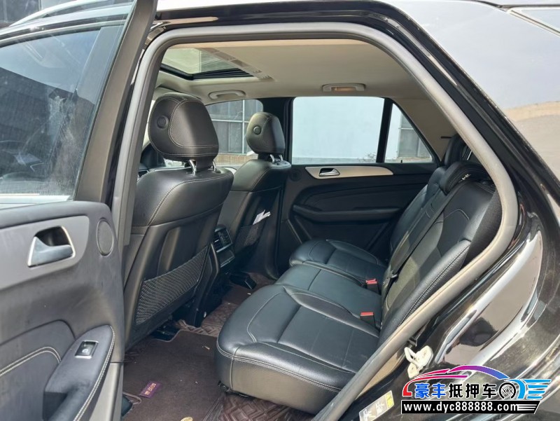 14年奔驰MLSUV抵押车出售