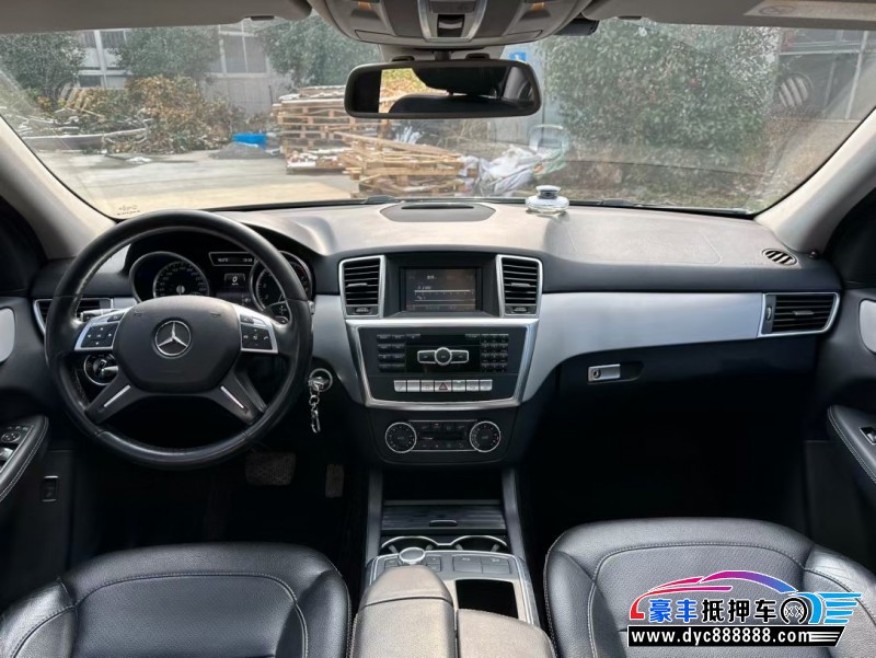 14年奔驰MLSUV抵押车出售
