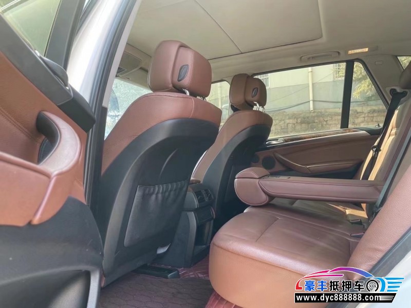 13年宝马X5轿车抵押车出售