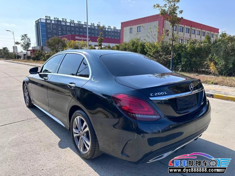 20年奔驰C轿车抵押车出售