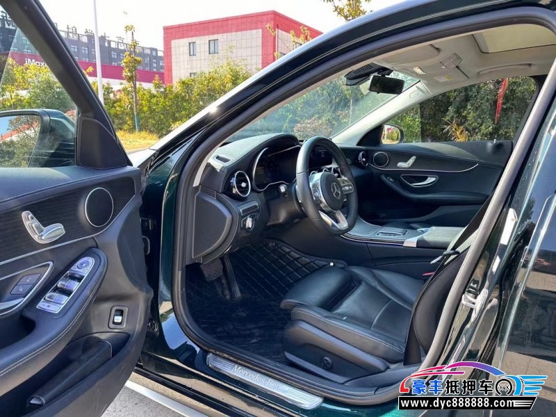 20年奔驰C轿车抵押车出售