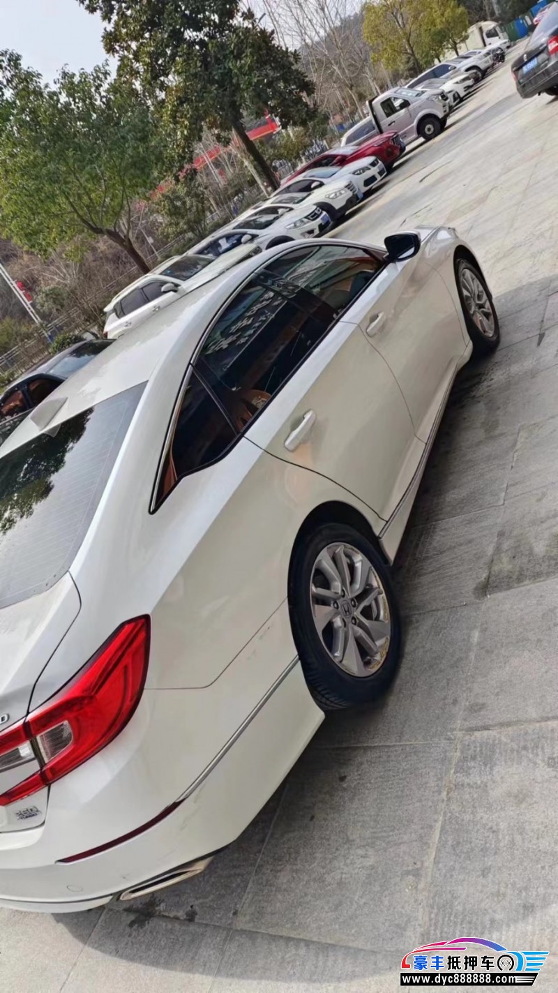 20年本田雅阁轿车抵押车出售