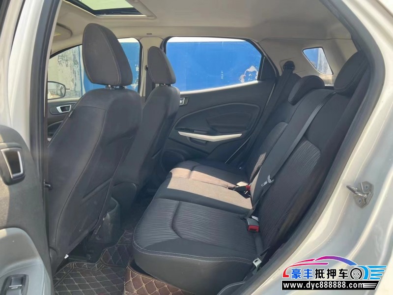 17年福特翼搏轿车抵押车出售