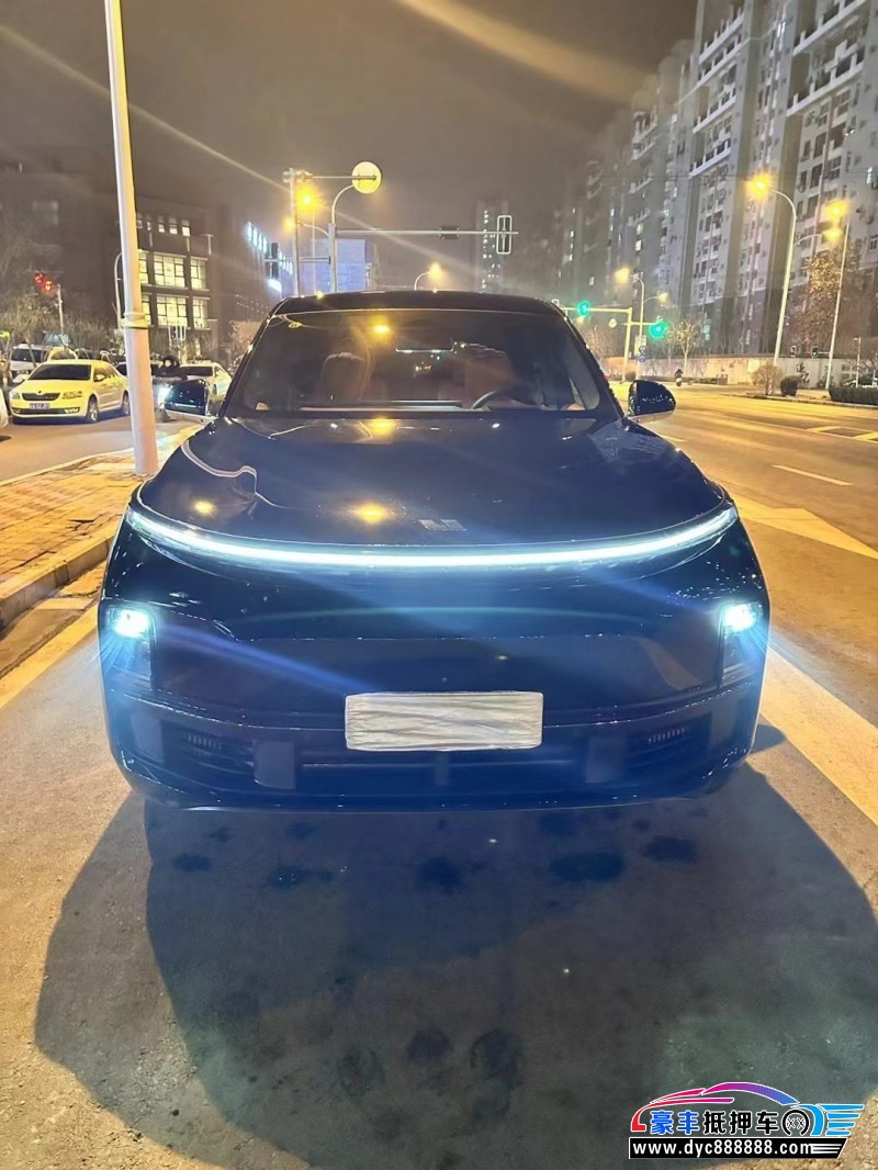 24年理想L8轿车抵押车出售